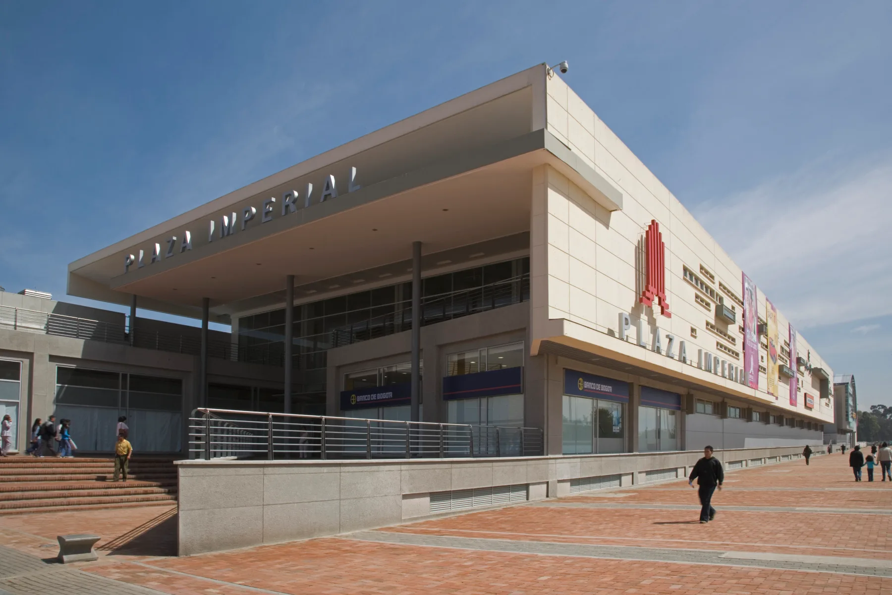 Nueva sede CHAOPELOS — Centro Comercial Plaza Imperial
